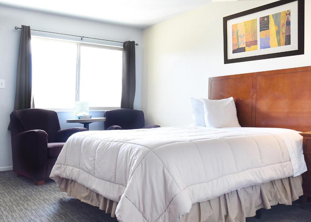 Standard Double Room interior